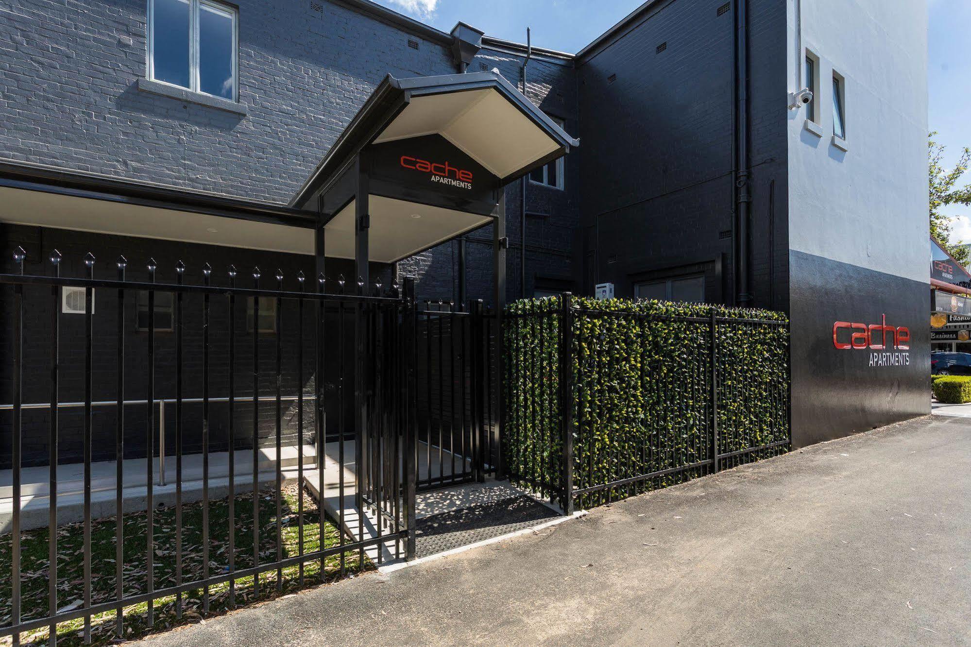Civic Apartments 沃加沃加 外观 照片